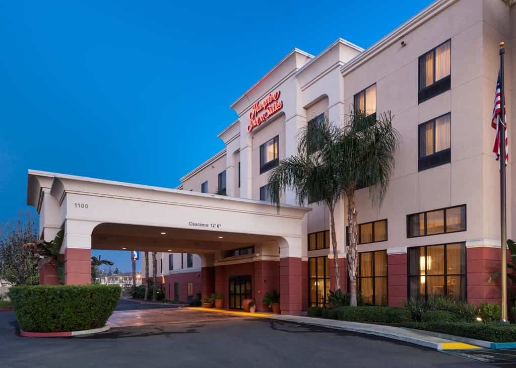 Hampton Inn & Suites Tulare