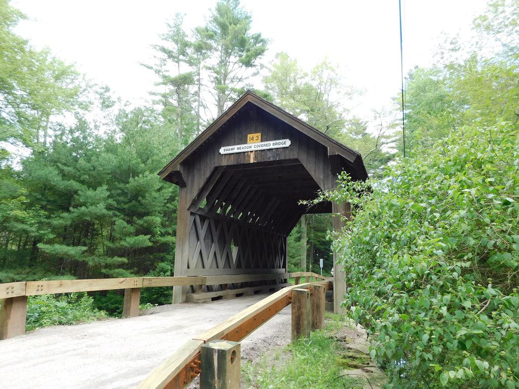 Puente cubierto de Swamp Meadow