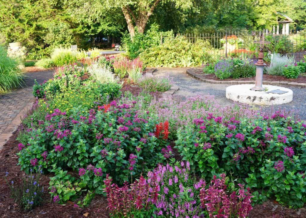 Jardín de Investigación y Educación de la UGA