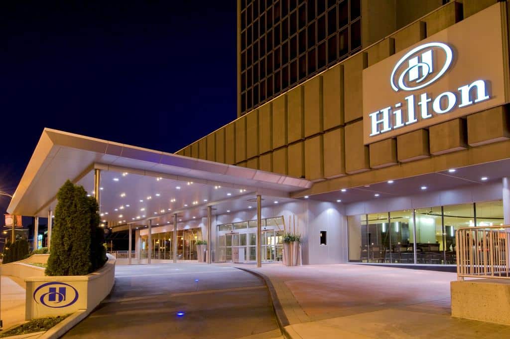 Hilton St. Louis en el estadio de béisbol