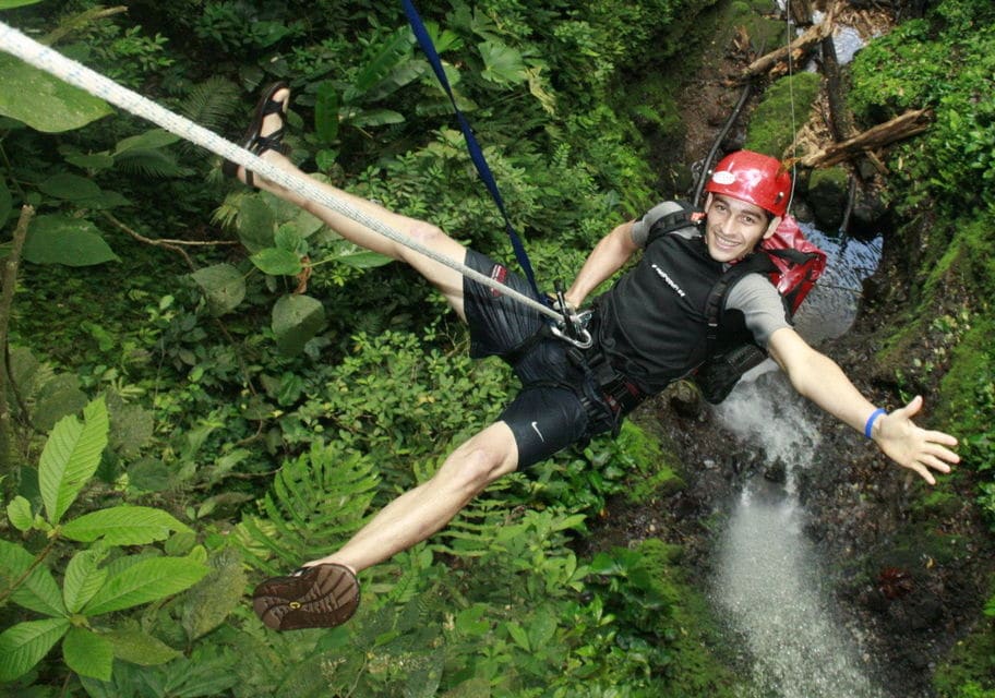 Lost Canyon Adventures Barranquismo