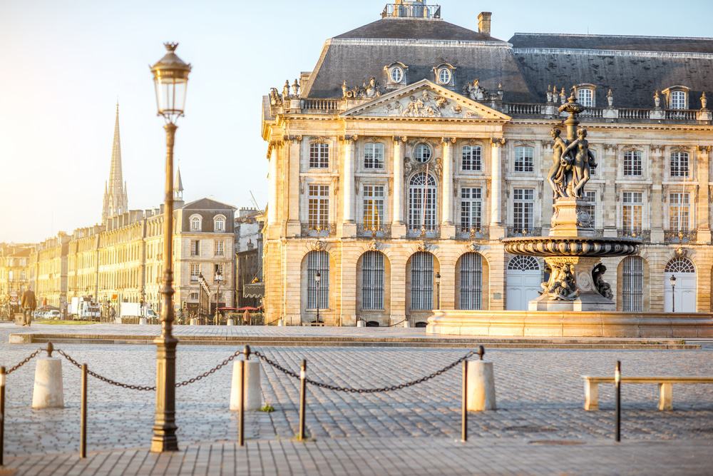 Plaza La Bourse, Burdeos