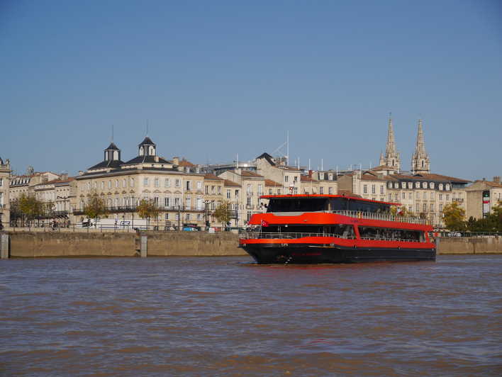 Crucero con almuerzo en Burdeos