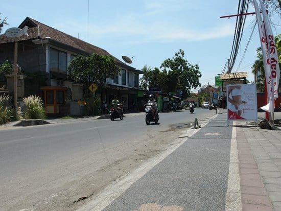 Jalan Danau Poso