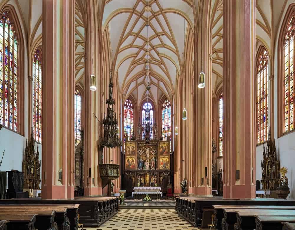 Interior de la Iglesia de St. Moritz