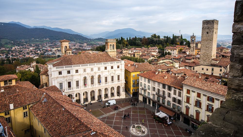 plaza vecchia