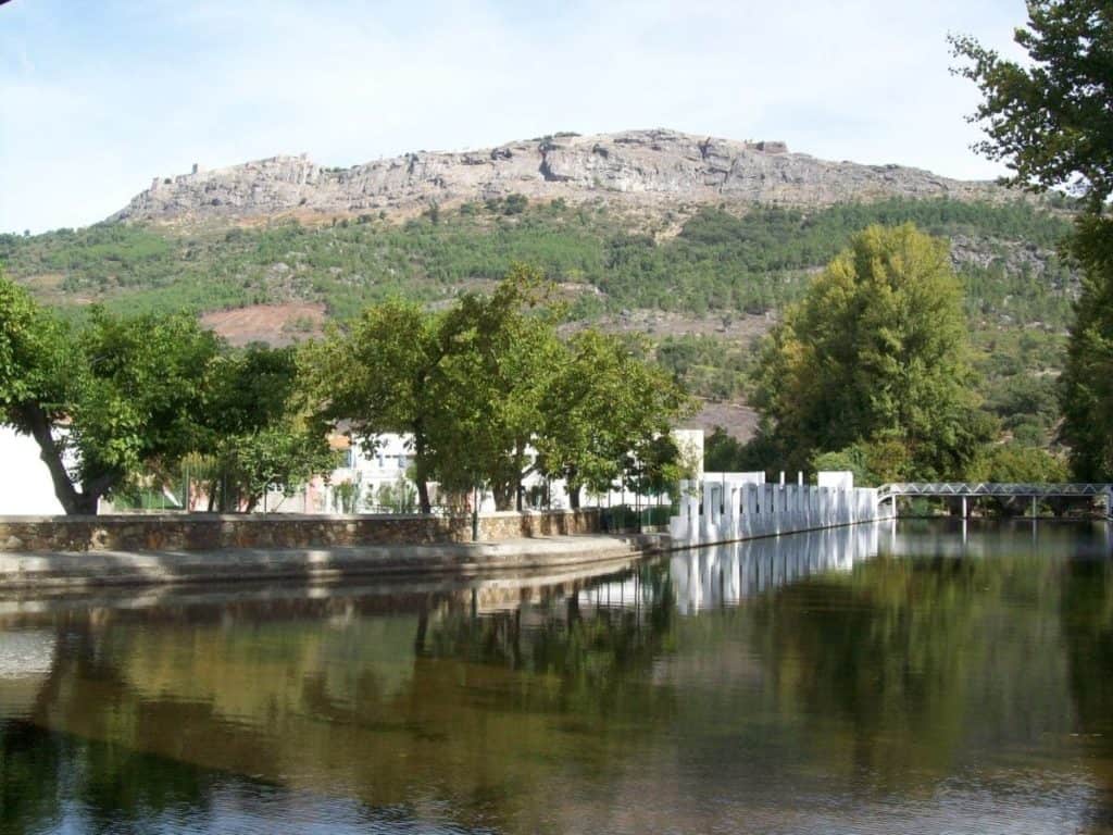 Piscina Fluvial de Portagem