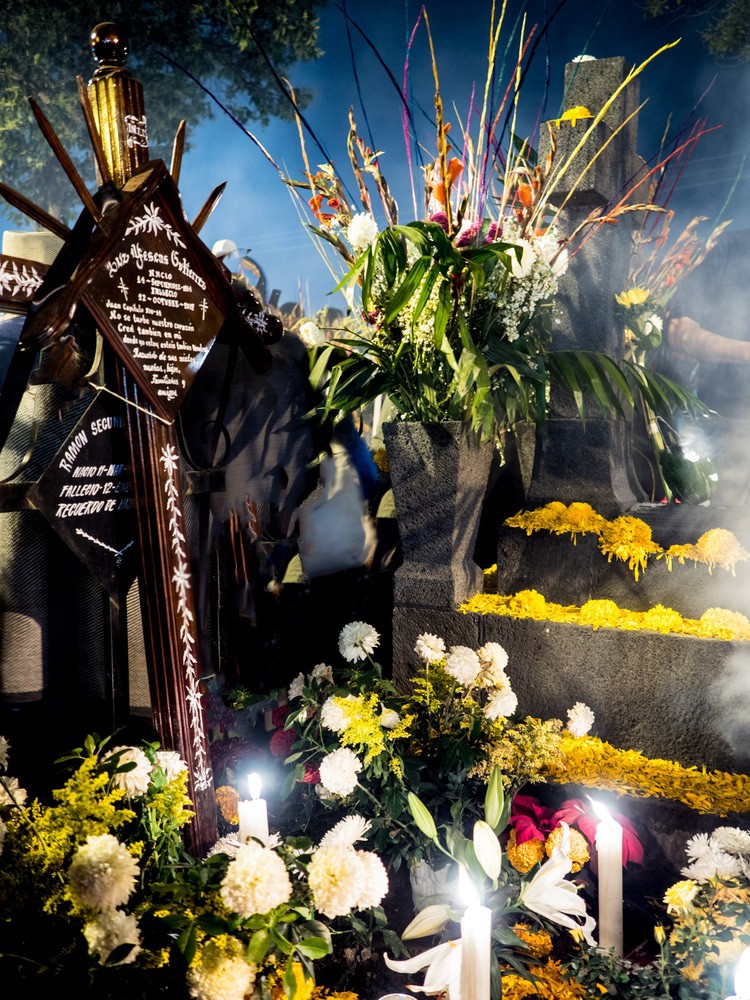 Altar de Día de Muertos en Mixquic, México